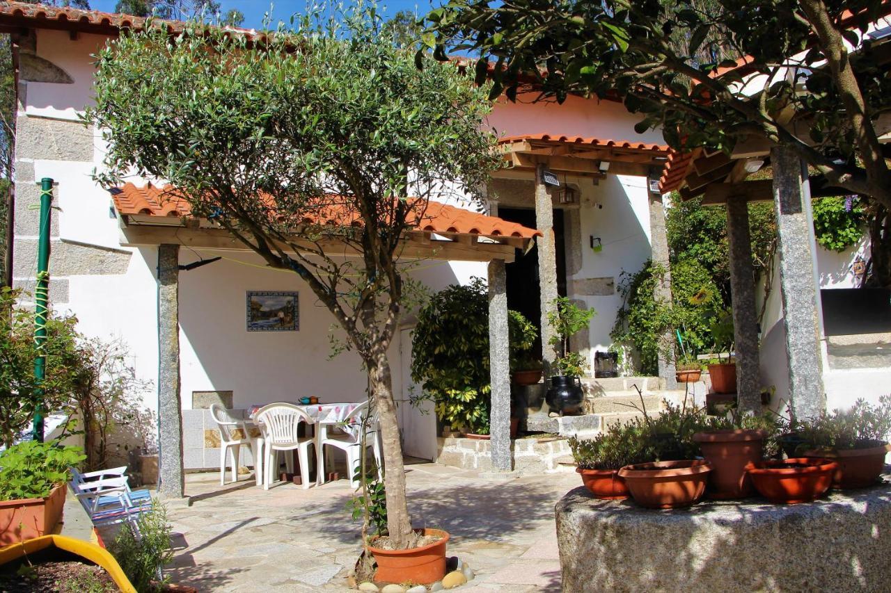 Casa Da Azenha Branca Villa Castelo Do Neiva Luaran gambar